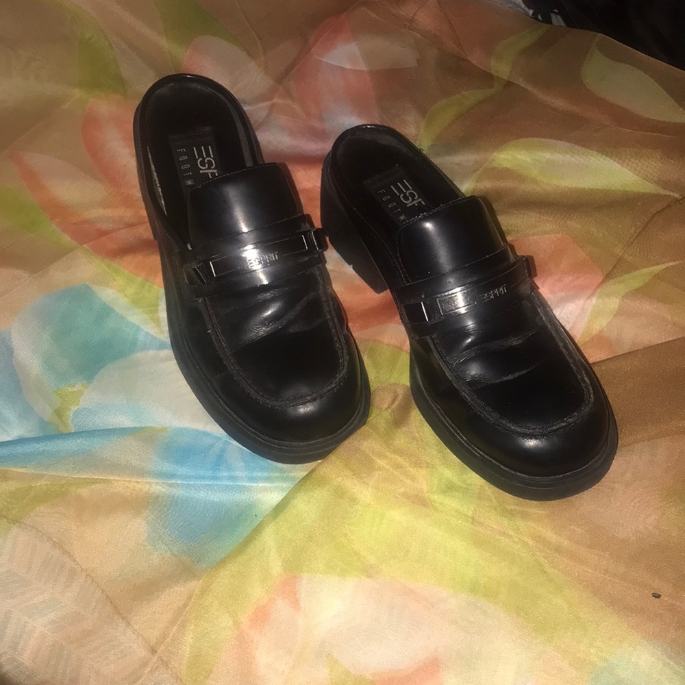 Esprit size 5 1/2 loafer type shoes